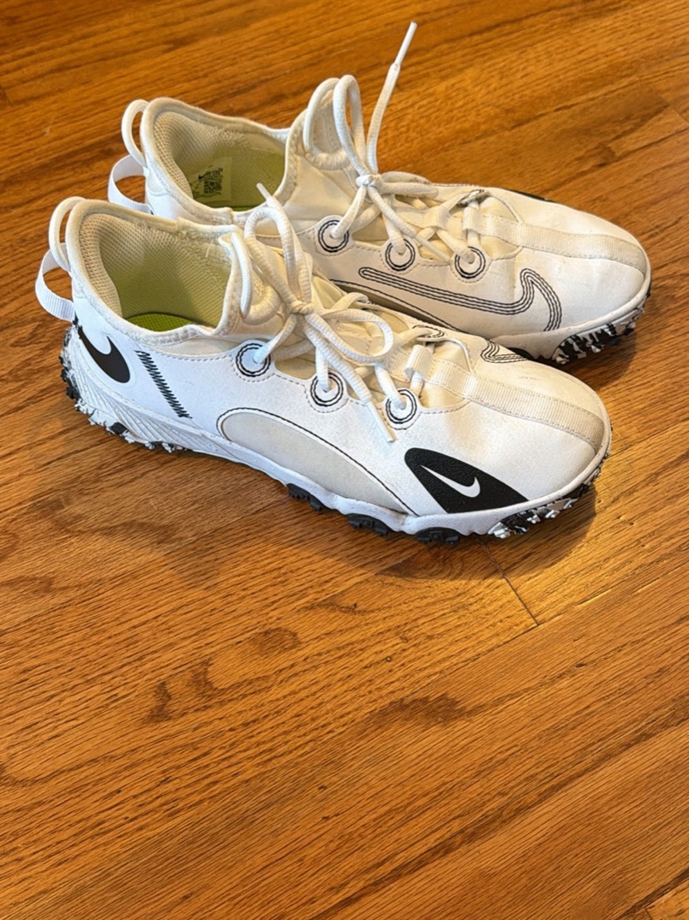 Nike Kids White and Black Golf/Football Shoes